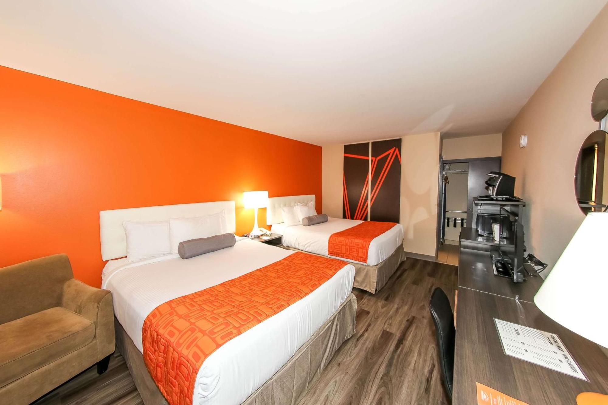 Howard Johnson By Wyndham Winnipeg West Extérieur photo